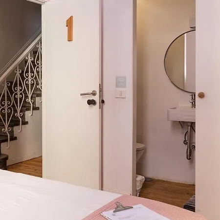 אורחן Mapango Small *